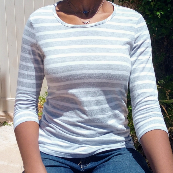 Tops - Motherhood maternity gray striped midsleeve blouse